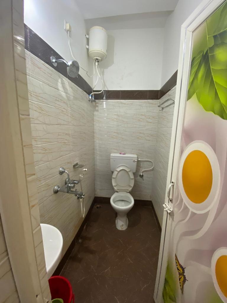 Msm Residency Hotel Puri Bagian luar foto